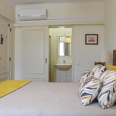 Quinta De Vale Escuro 4*