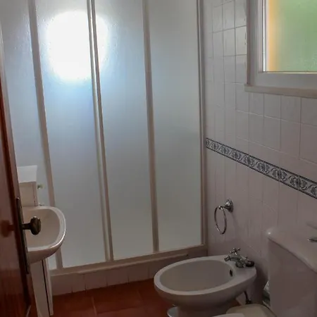 Quinta De Vale Escuro بيت ضيافة *