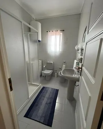 Quinta De Vale Escuro بيت ضيافة *
