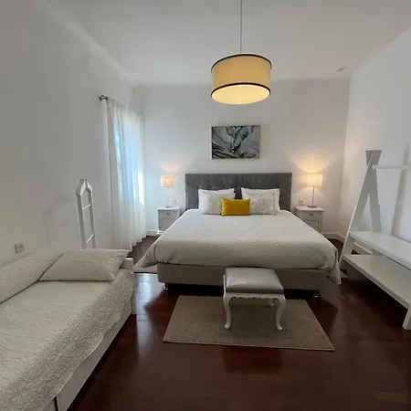 Quinta De Vale Escuro بيت ضيافة