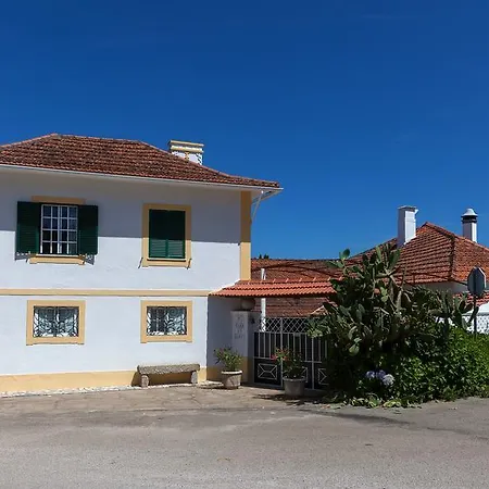게스트하우스 Quinta De Vale Escuro 4*