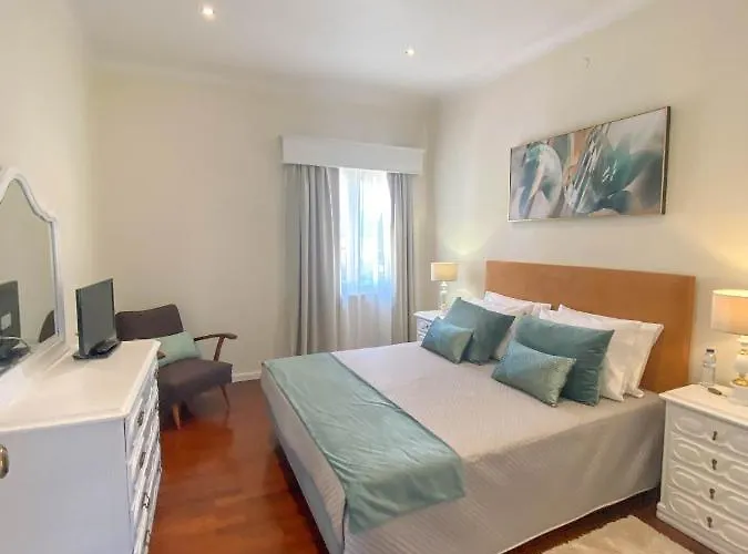 Quinta De Vale Escuro 4*