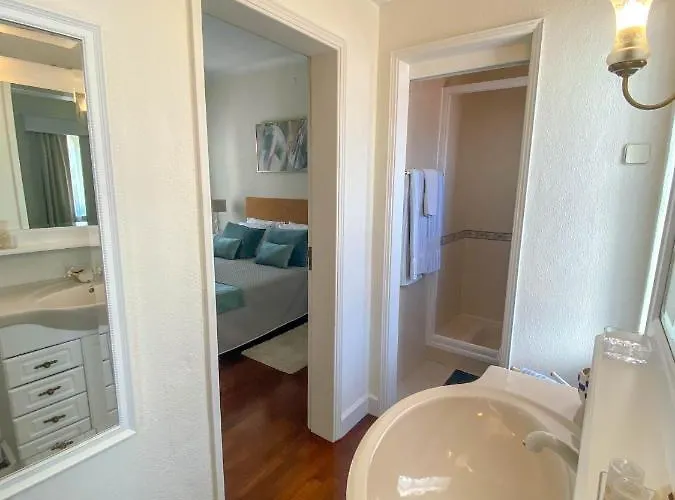 Quinta De Vale Escuro 4*