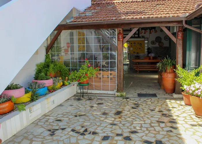 Casa de hóspedes Quinta De Vale Escuro 4*